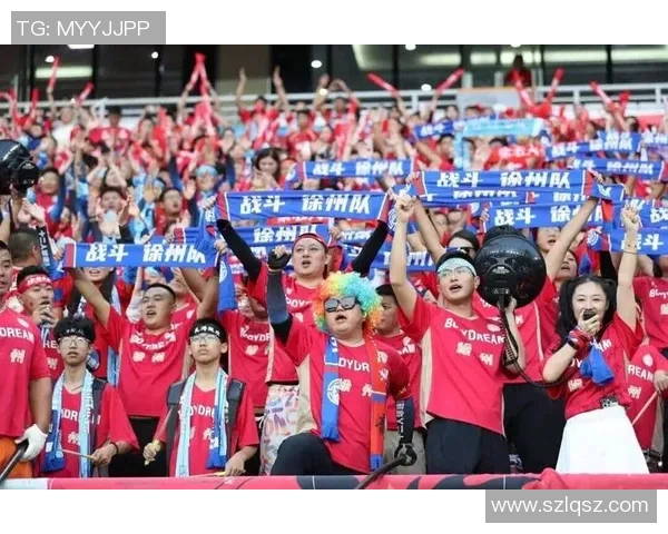 足球明星队莅临武汉激情对决球迷热情高涨期待精彩比赛 足球明星队莅临武汉激情对决球迷热情高涨期待精彩比赛